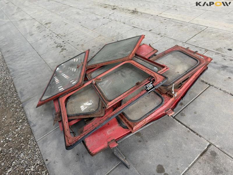 Doors and windows for Massey Ferguson 7