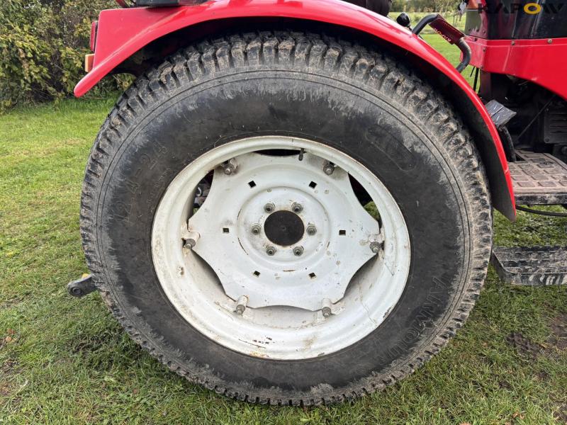 DongFeng DF304 tractor 4WD 28
