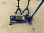Jack TMG2501 and trestles 9