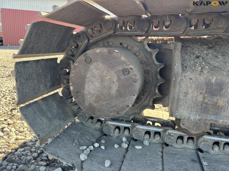 Doosan DX 225LC excavator 52