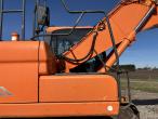 Doosan DX 225LC excavator 37