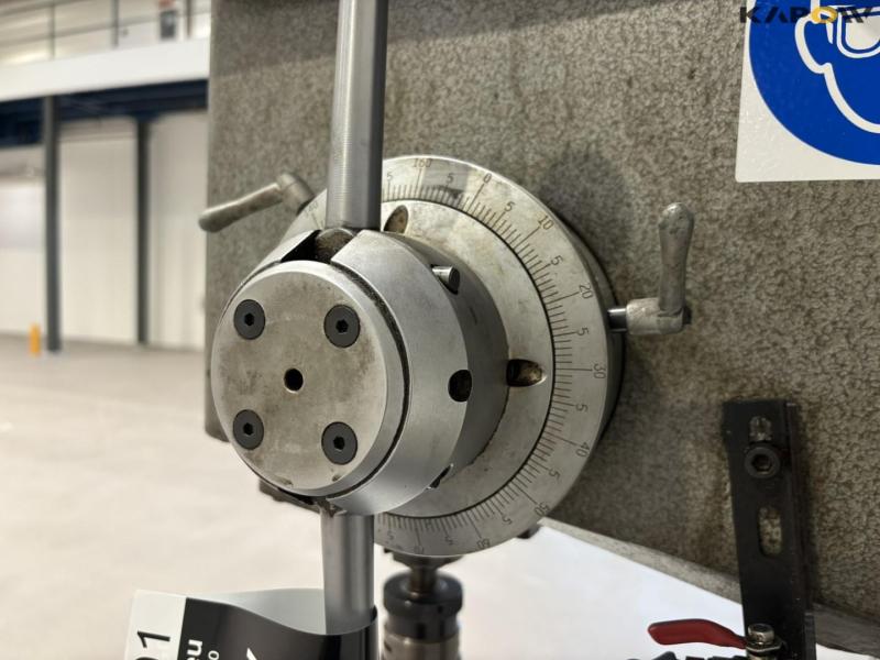 DP 925 GAD pillar drilling machine 19