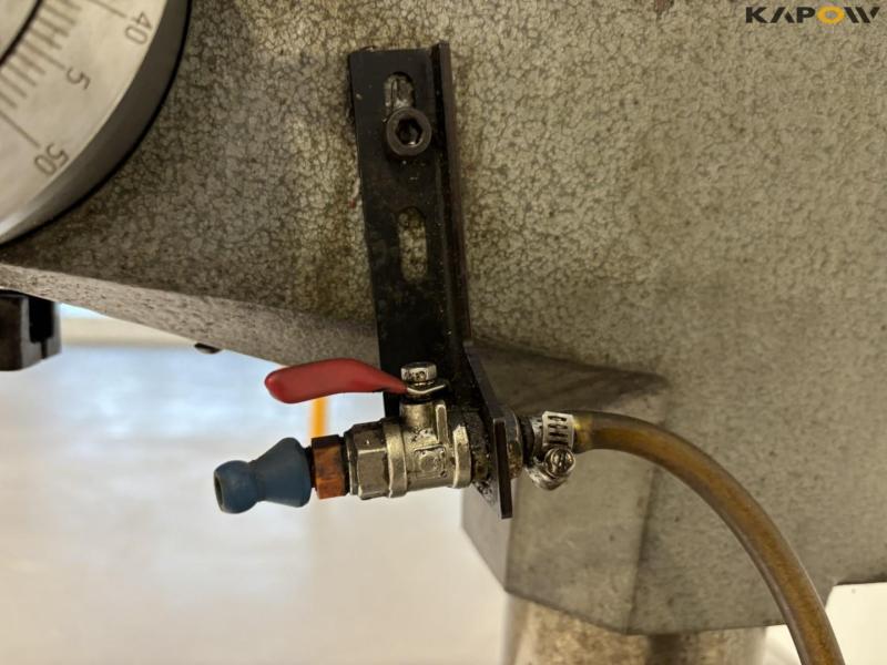 DP 925 GAD pillar drilling machine 20