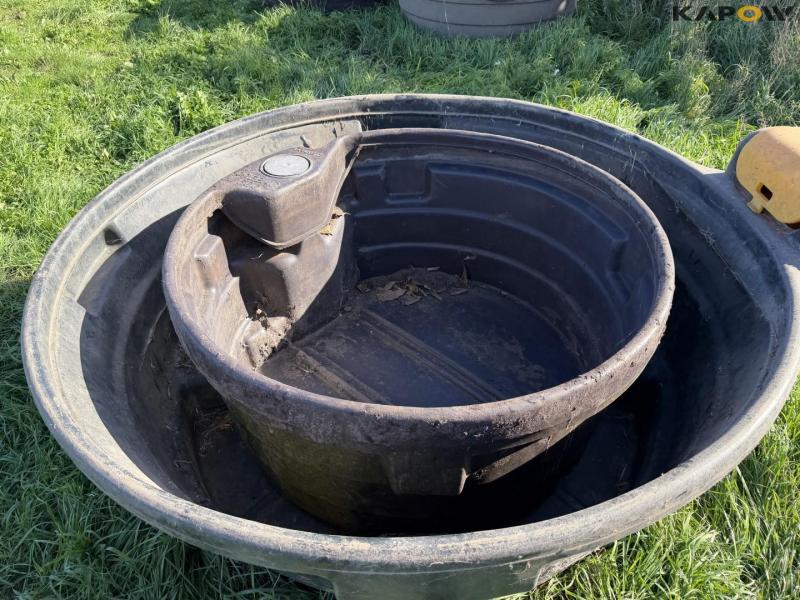 Drinking trough - 2 pcs. 9