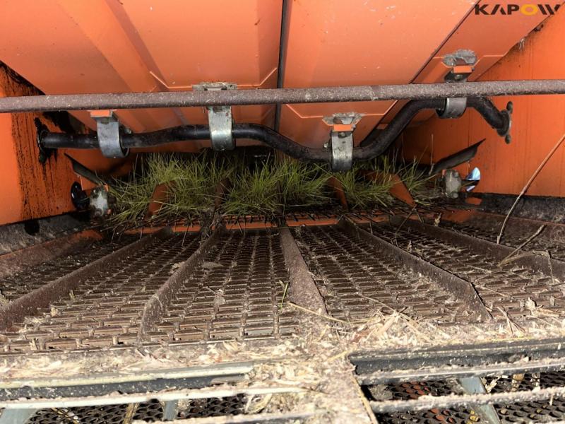 Dronningborg D4000 hydrostatic combine harvester 38