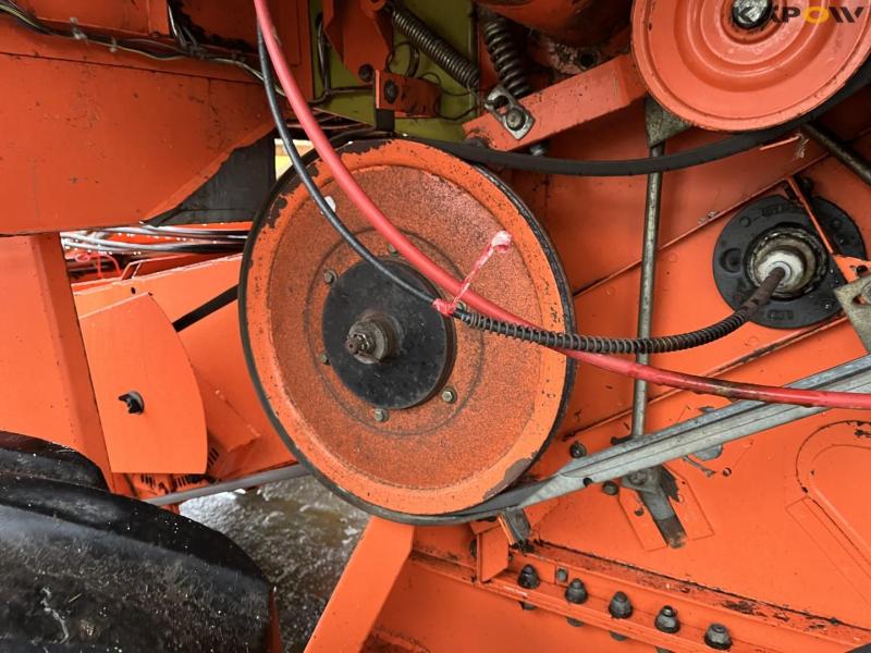 Dronningborg D4000 hydrostatic combine harvester 49