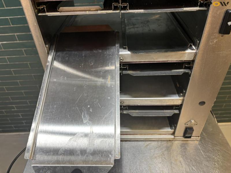 Duke heating cabinet 23