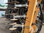 Duport AllTrack DW 12368 grassland spreader 24