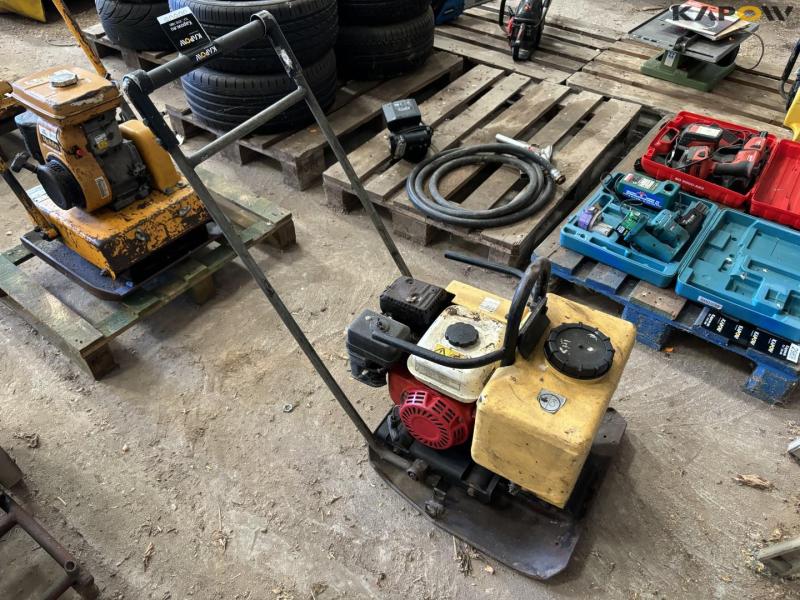 Dynapac plate vibrator 2