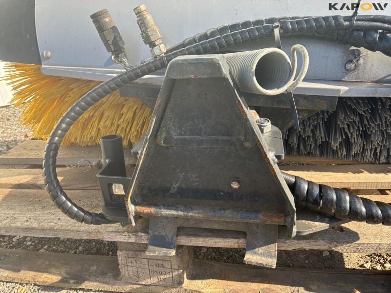 Egholm hydraulic broom 7