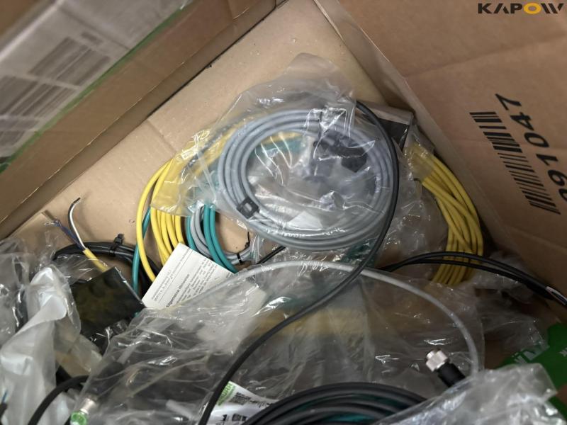 Electrical parts - new 7