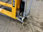 Electric pallet truck 14