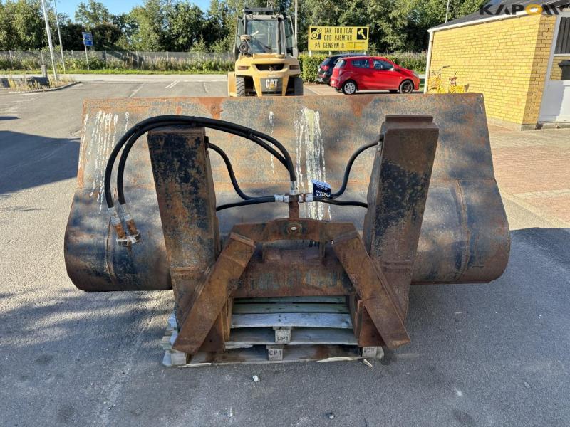 ELM HS 1220 truck bucket 6