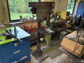 EMPERO 23 pillar drilling machine