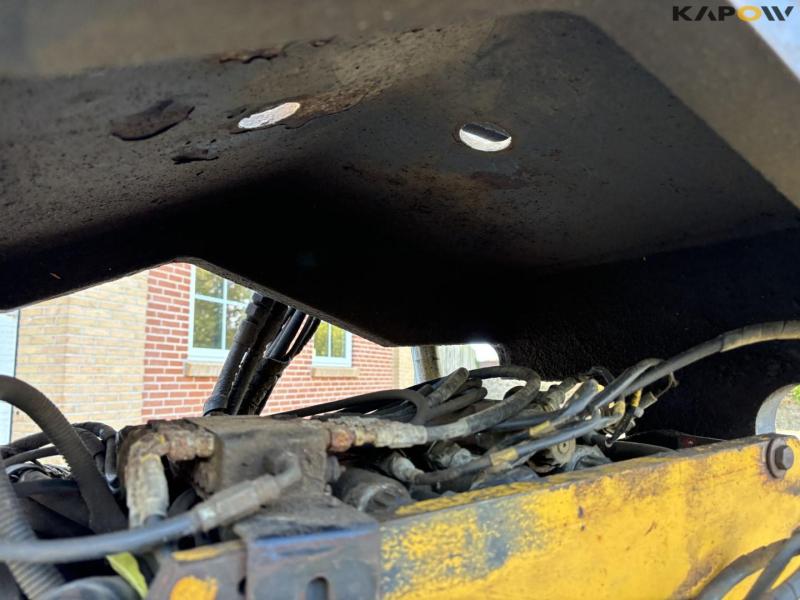 Engcon rotary tilt with CW40 hitch 19