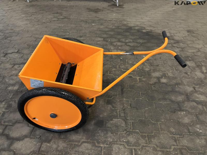 Epoke Epomini 50 salt spreader 8