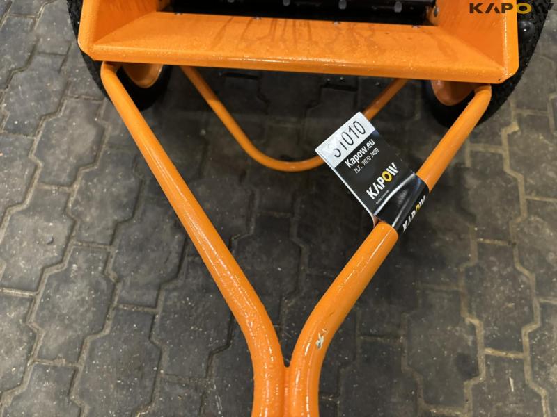 Epoke Epomini 50 salt spreader 19