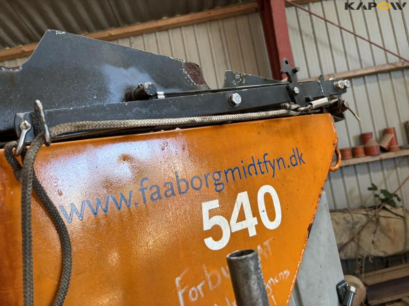 Epoke S2400 TS salt spreader 16