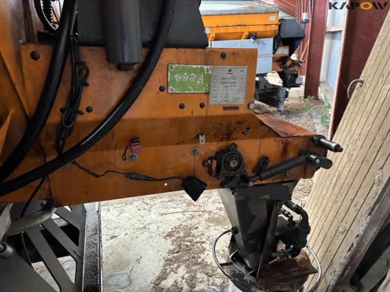 Epoke S2400 TS salt spreader 43