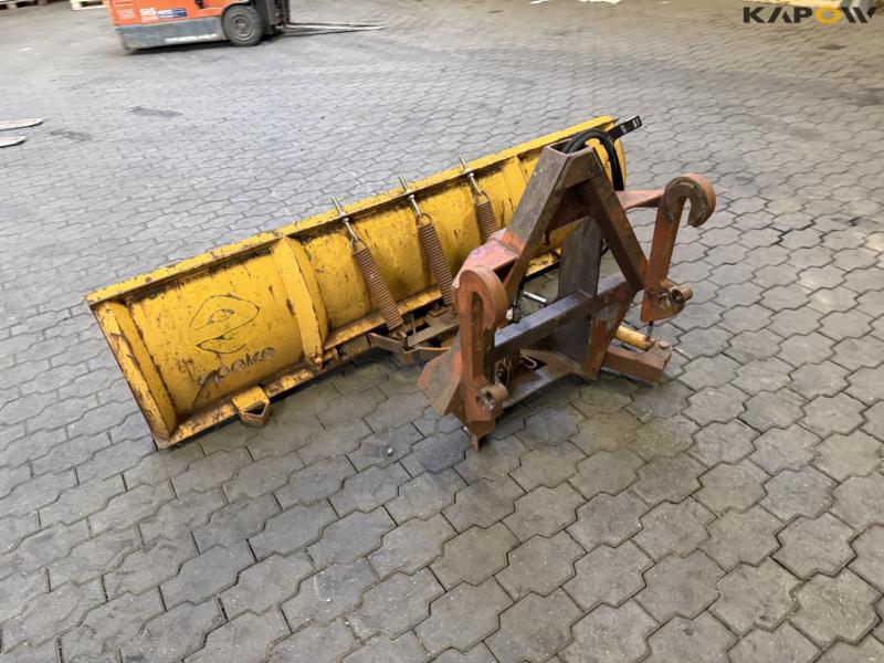 Epoke snow plow for skid steer loader 7