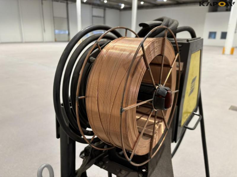 ESAB Mig 325 welder 27