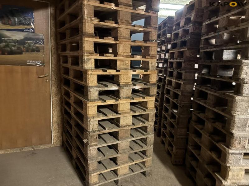 Euro pallets - 90 pcs. 12