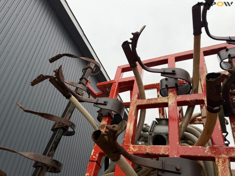 Evers Oldenburger BI-XL780 black soil injector. 30