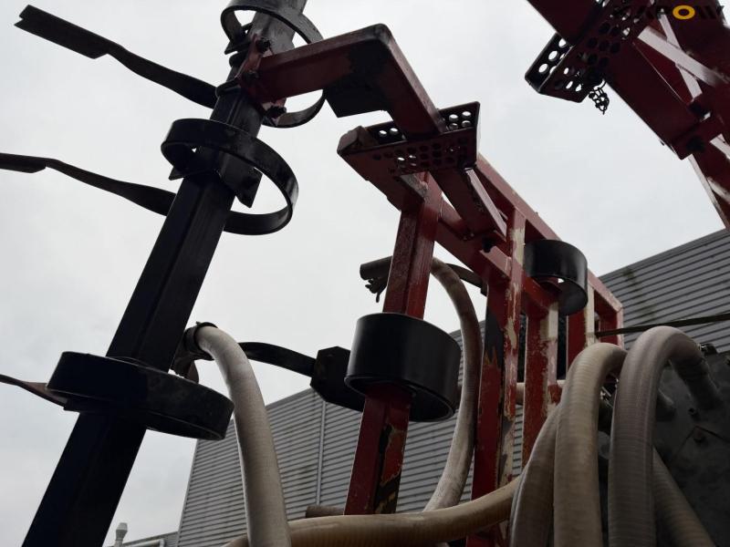 Evers Oldenburger BI-XL780 black soil injector. 38