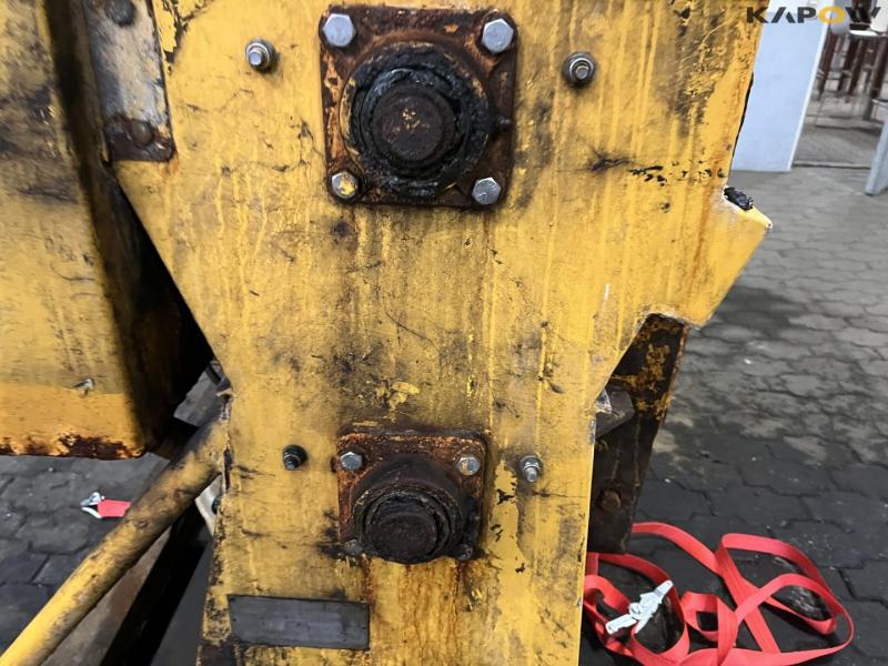 Falköping TC-05 salt spreader 10