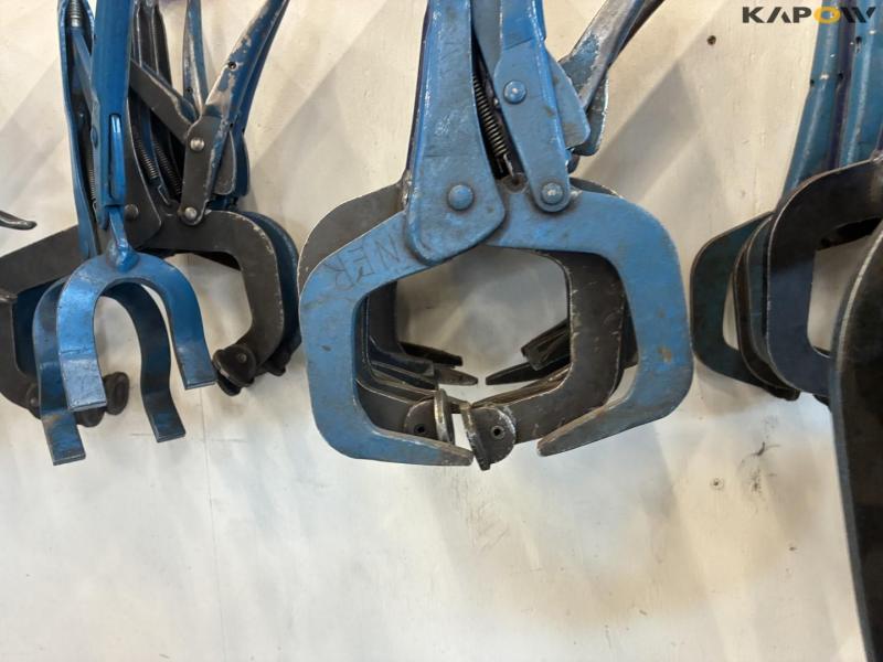 Fixed holding tools, chains and trestles 8