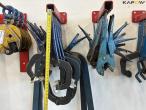 Fixed holding tools, chains and trestles 40