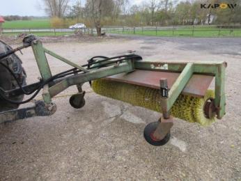 Tractor-mounted sweeper 200 cm