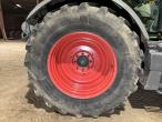 Fendt 516 Vario tractor with front loader 36