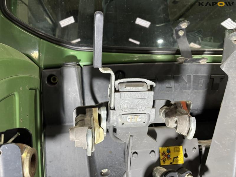 Fendt 720 Vario 4WD tractor 57