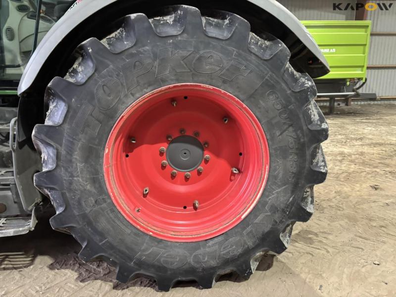 Fendt 720 Vario 4WD tractor 61