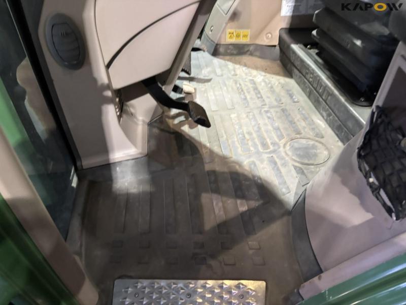 Fendt 724 Vario tractor 54