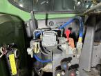 Fendt 724 Vario tractor 29
