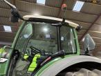 Fendt 724 Vario tractor 44