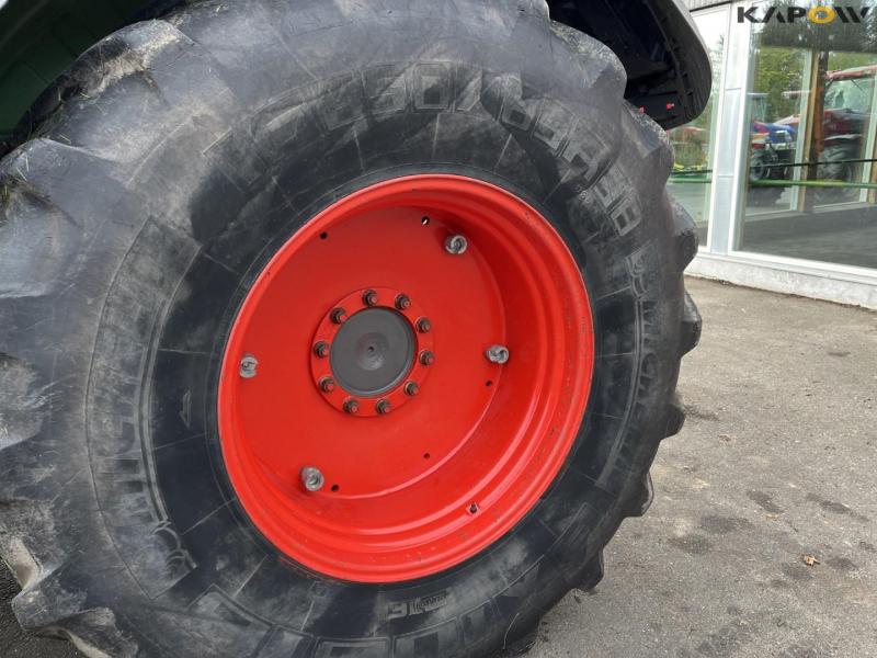 Fendt 828 vario tractor 9