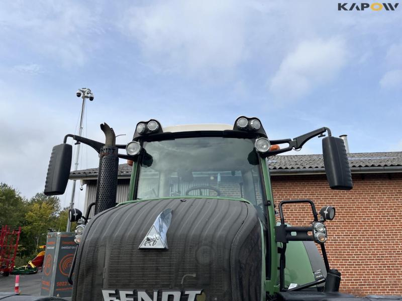 Fendt 828 vario tractor 21