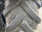 Fendt 828 vario tractor 29