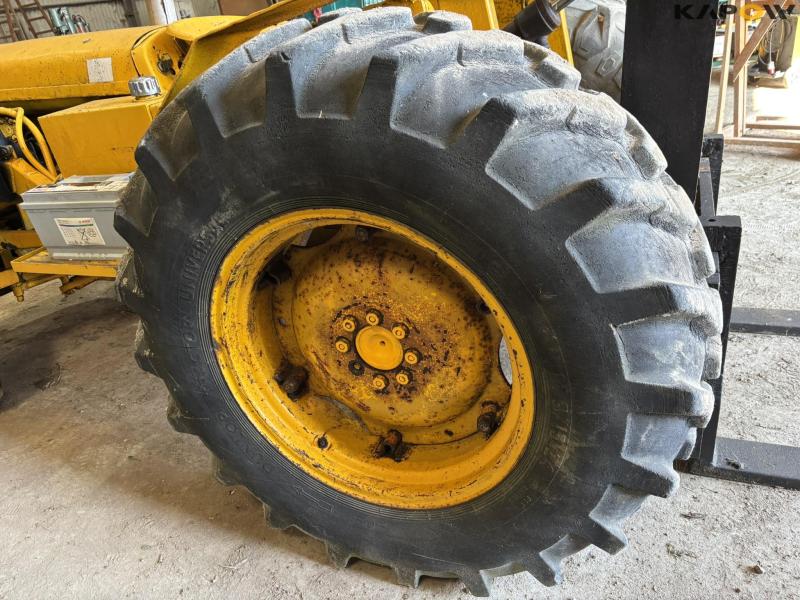 Ferguson pallet truck 38