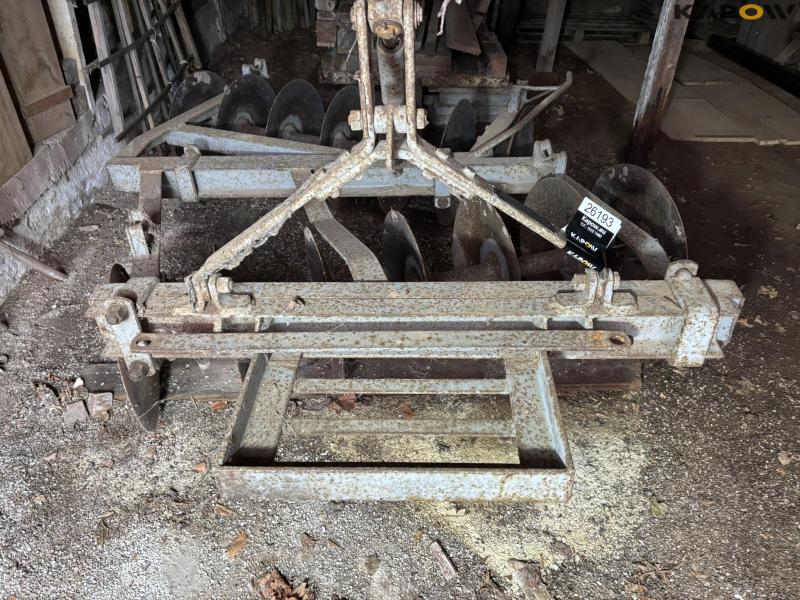 Ferguson disc harrow 8