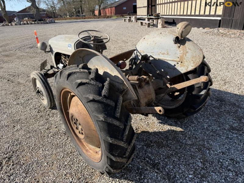 Ferguson TEA20 tractor 7