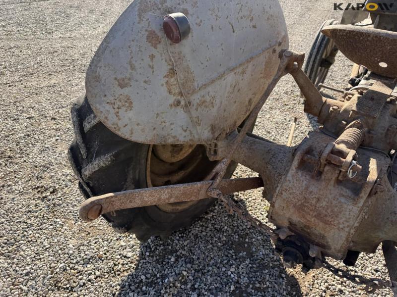 Ferguson TEA20 tractor 27