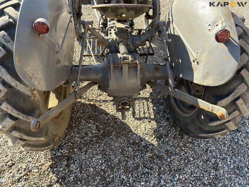 Ferguson TEA20 tractor 28