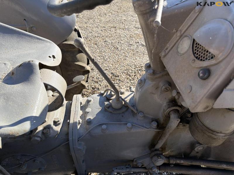 Ferguson TEA20 tractor 18