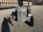 Ferguson TEA20 tractor 2