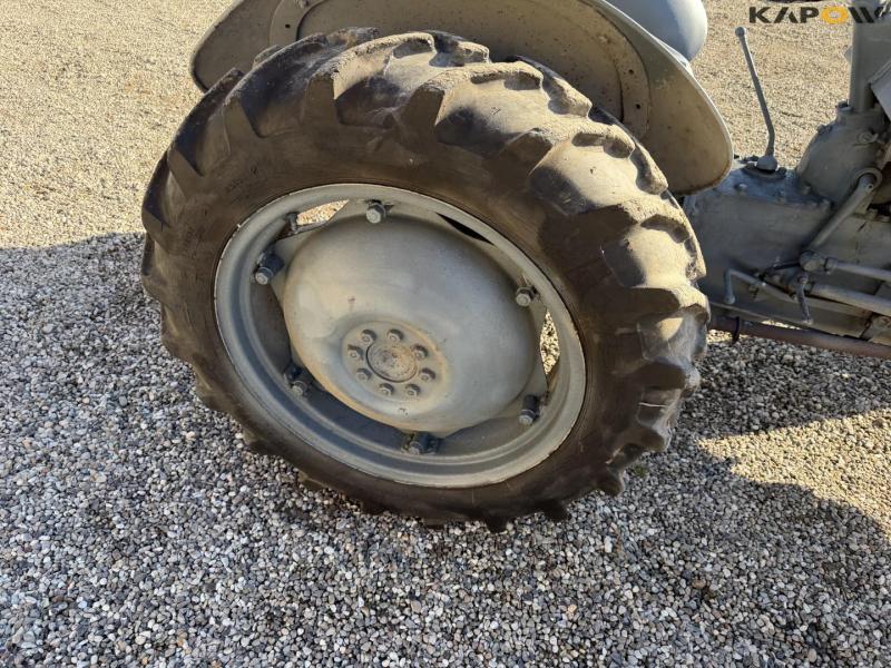 Ferguson TEA20 tractor 46