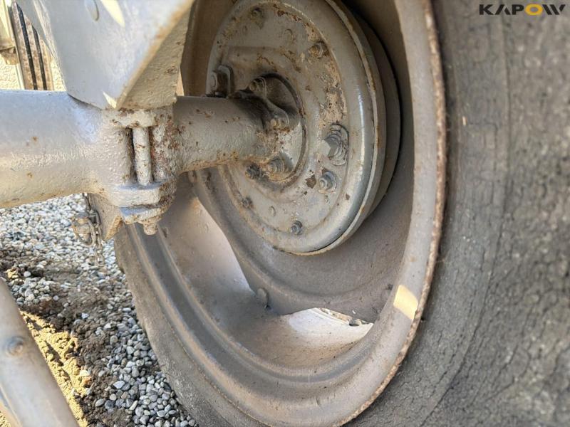 Ferguson TEA20 tractor 31